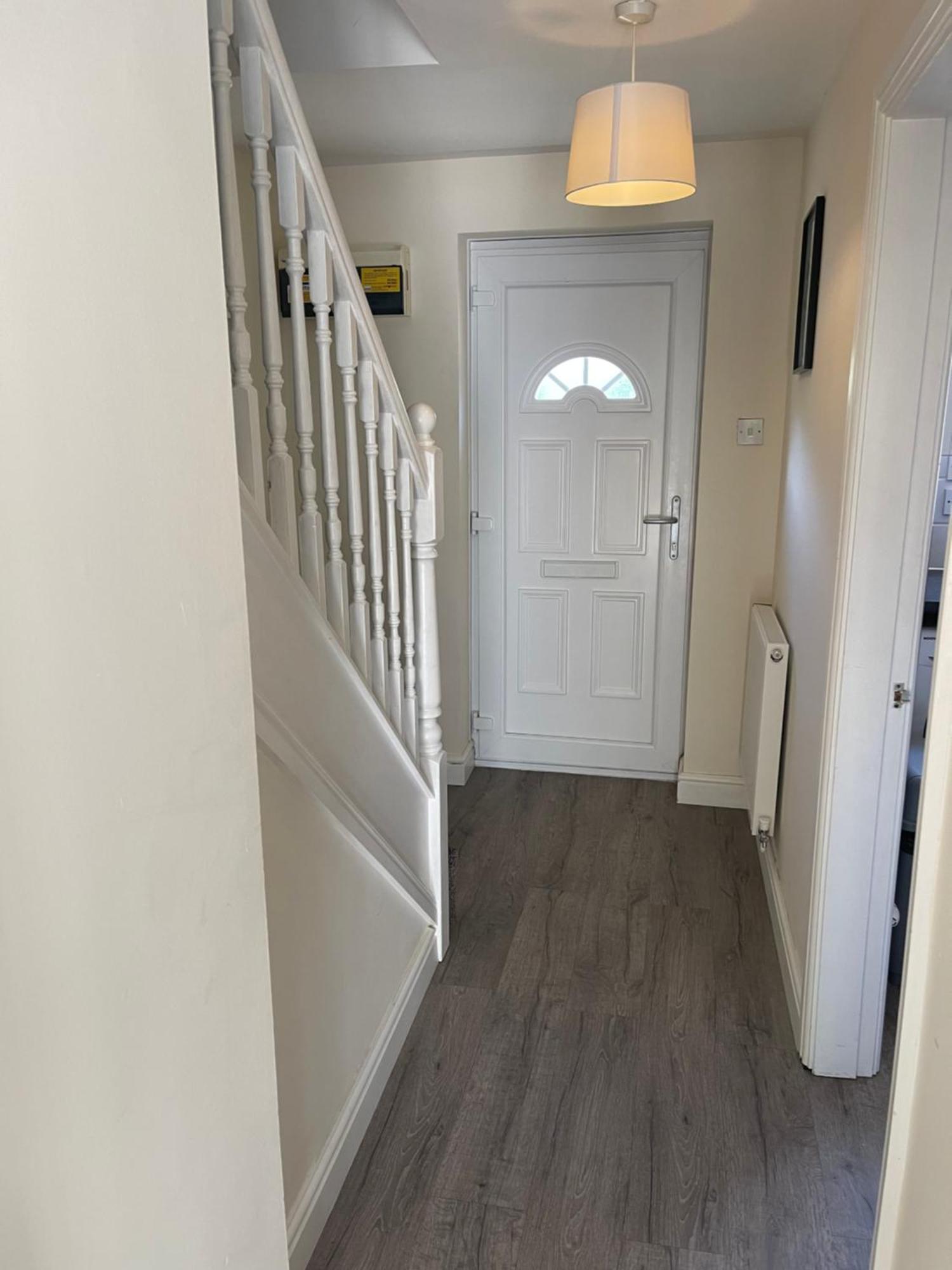 House Number 4 Sleeps Up To 4 With Smart Tvs In Every Room Веллингтон Экстерьер фото